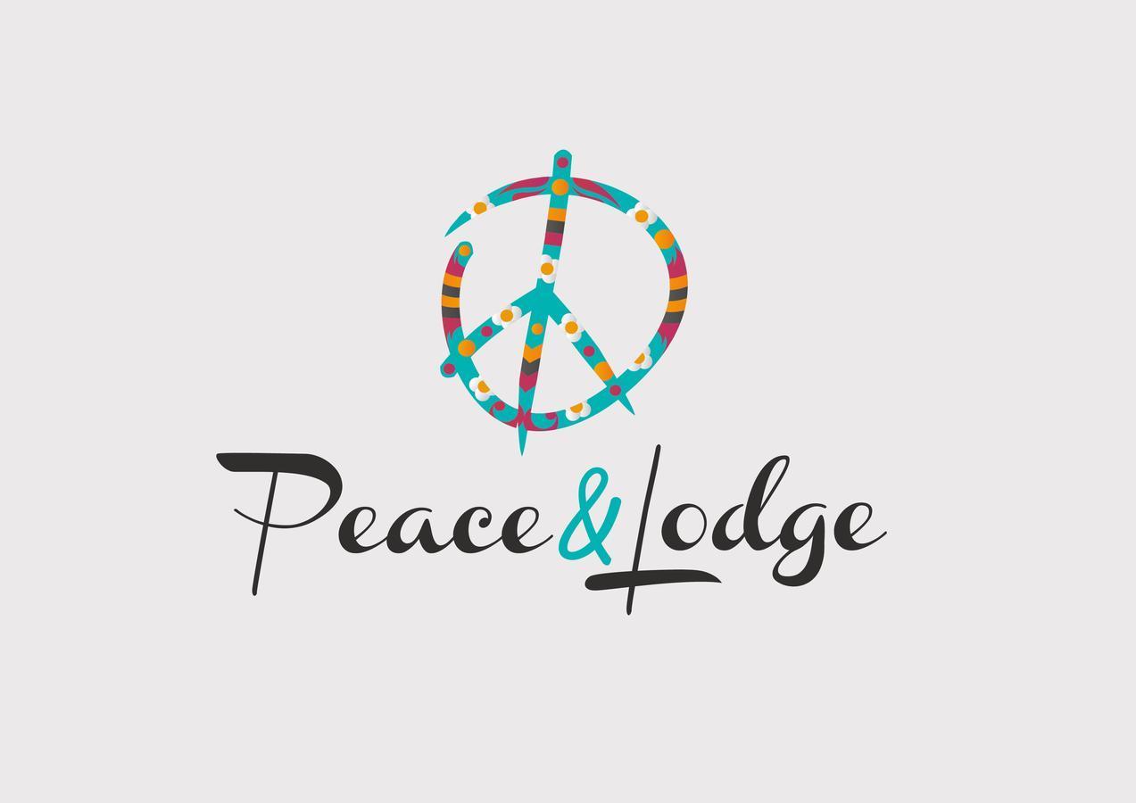 Hotel Peace & Lodge Sámara Екстериор снимка